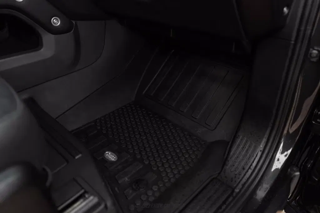 2023 Land Rover Defender 90 Carpathian Edition