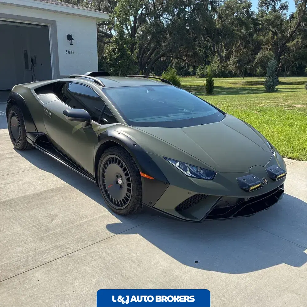 2024 Lamborghini Huracan Sterrato