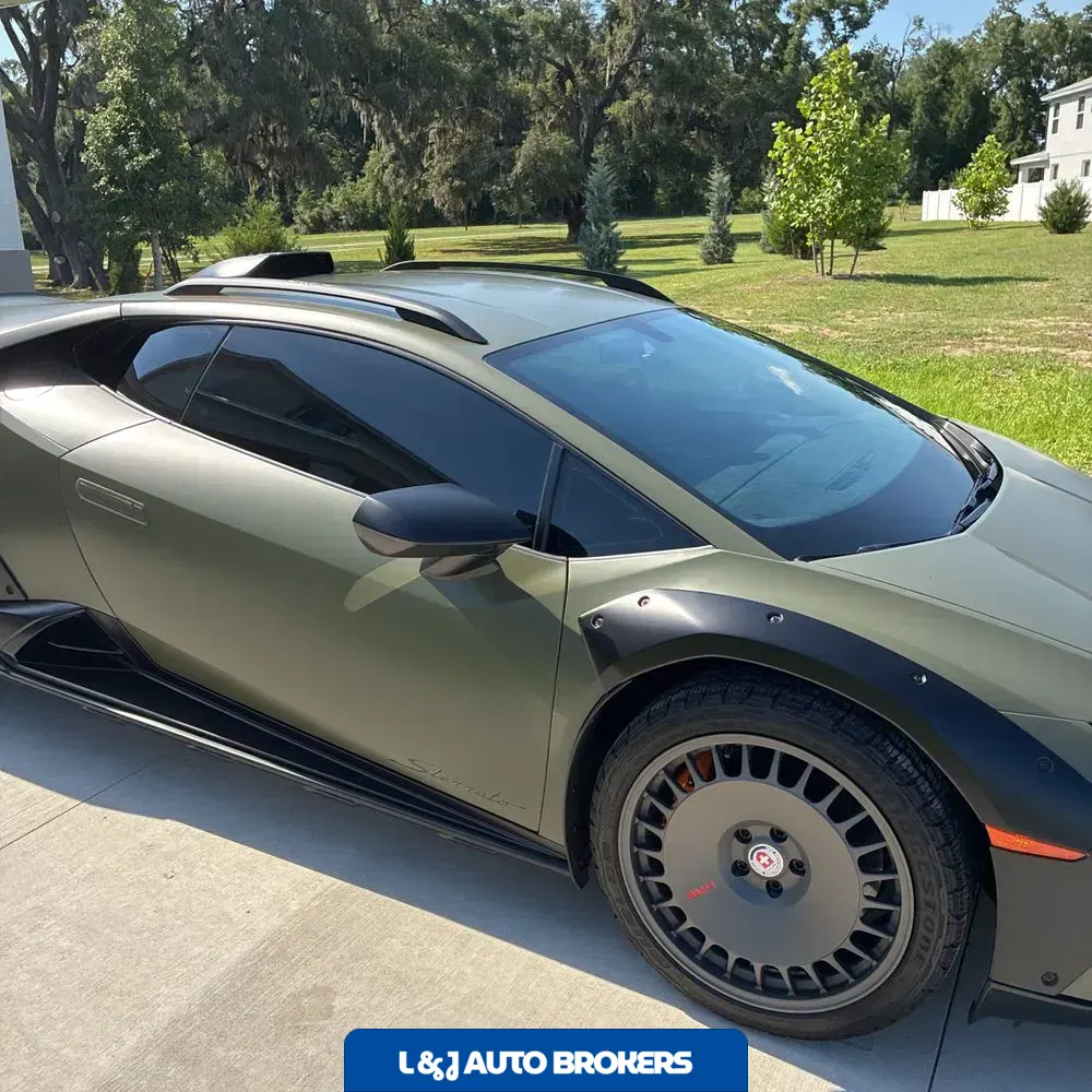2024 Lamborghini Huracan Sterrato