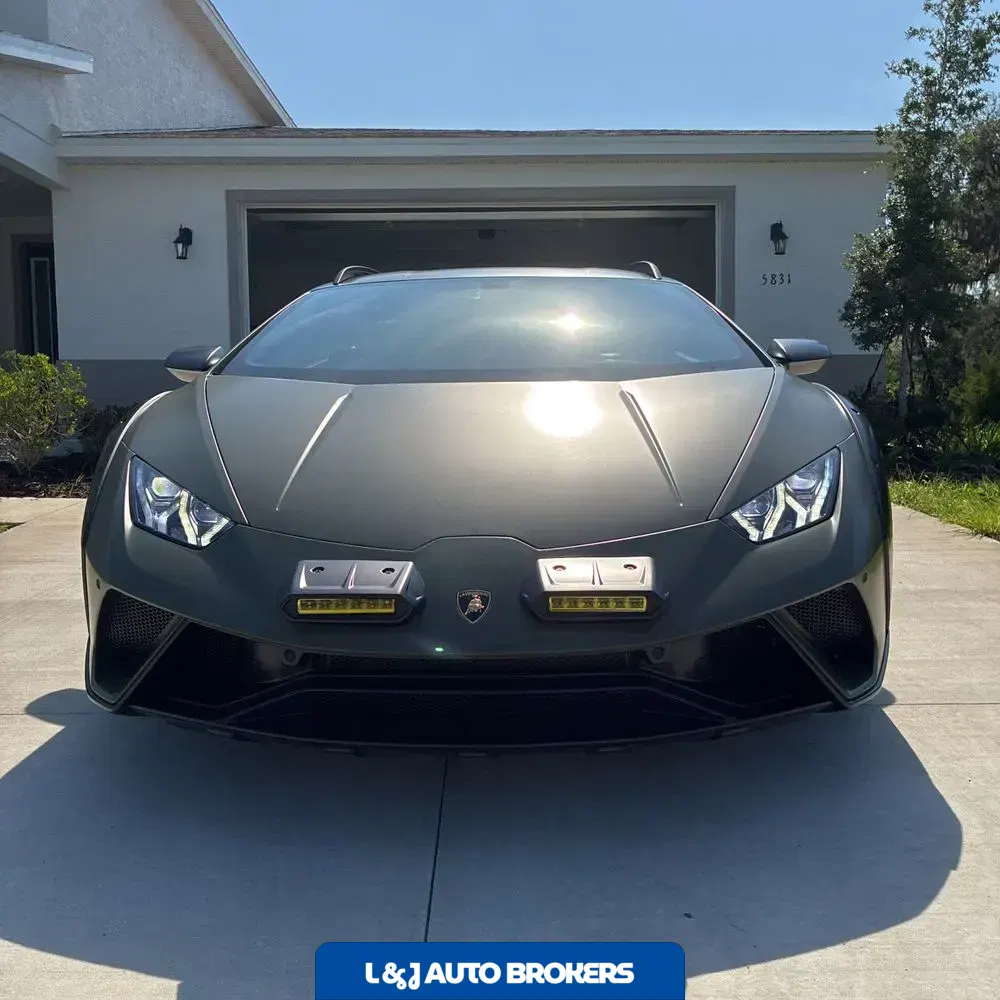 2024 Lamborghini Huracan Sterrato