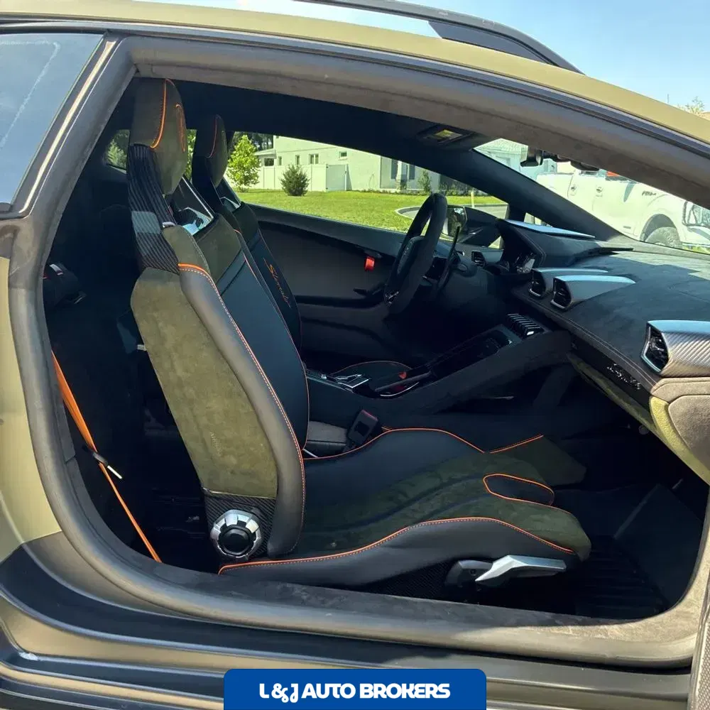 2024 Lamborghini Huracan Sterrato