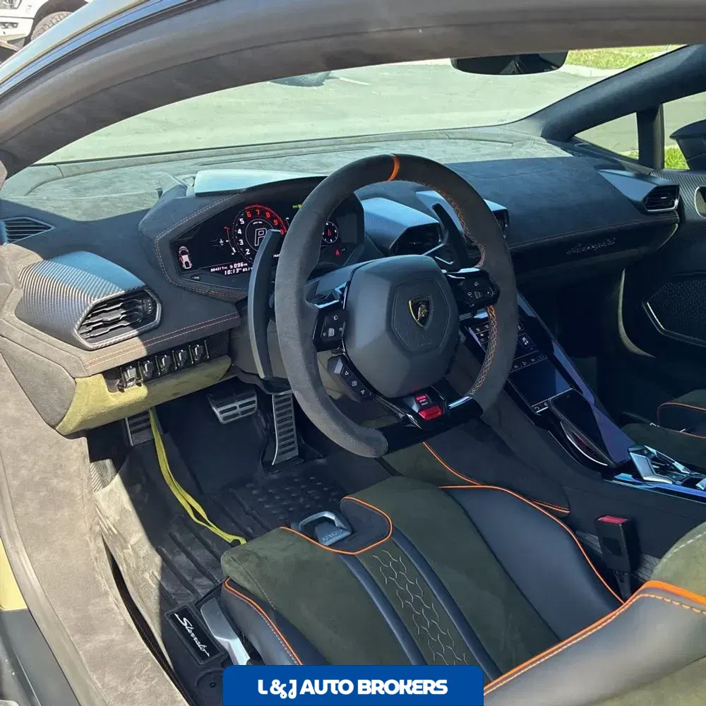 2024 Lamborghini Huracan Sterrato