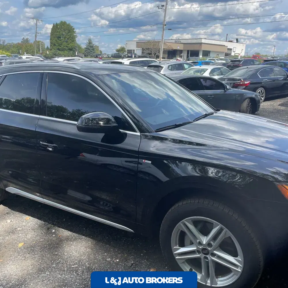 2025 Audi Q5 S-Line Prem 55 PHEV