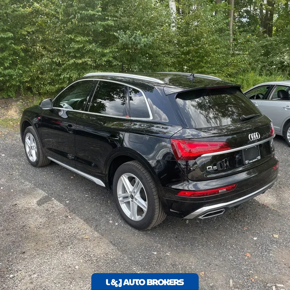 2025 Audi Q5 S-Line Prem 55 PHEV