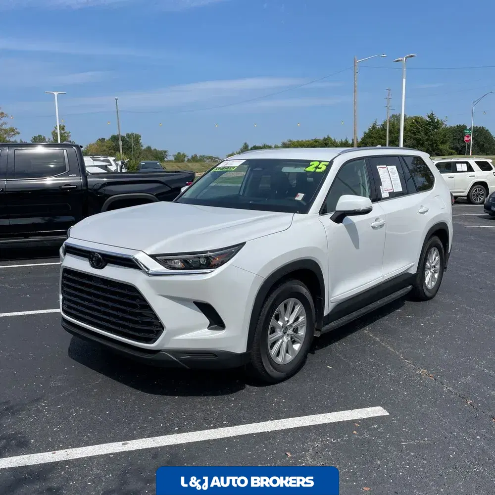 2025 Toyota Grand Highlander Hybrid XLE