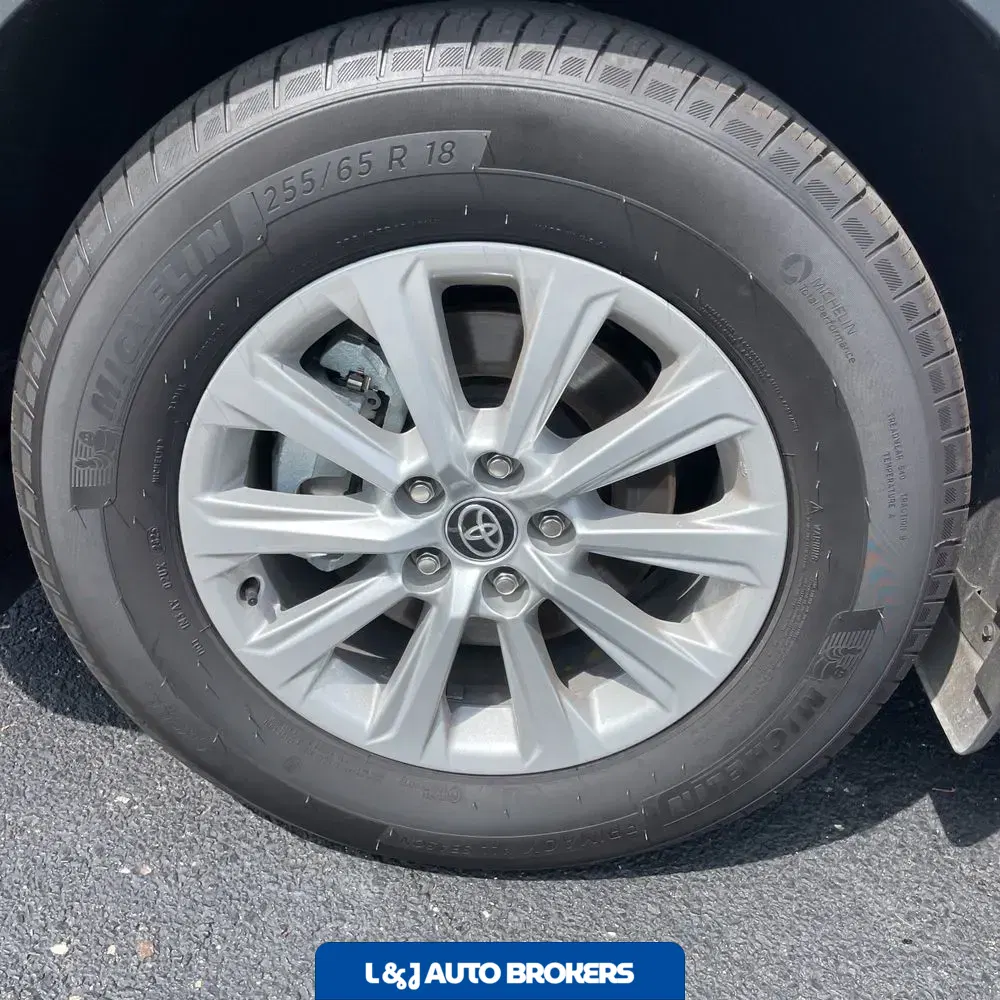 2025 Toyota Grand Highlander Hybrid XLE