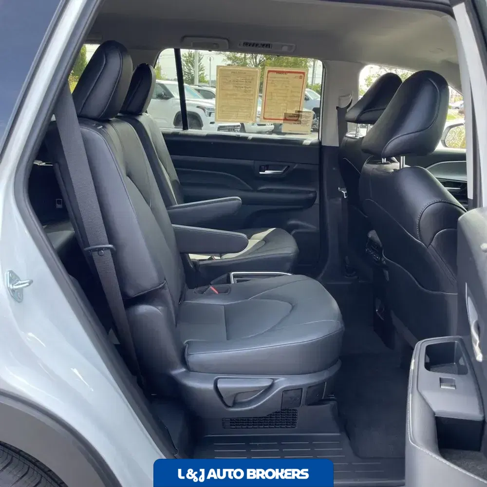 2025 Toyota Grand Highlander Hybrid XLE