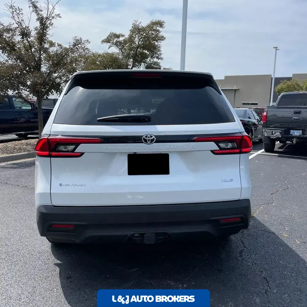 2025 Toyota Grand Highlander Hybrid XLE
