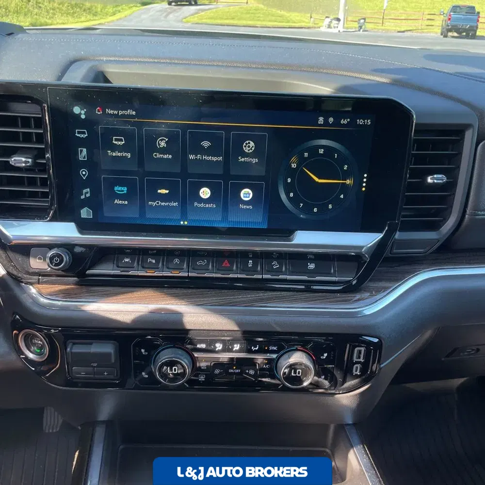 2024 Chevrolet Silverado 1500 RST