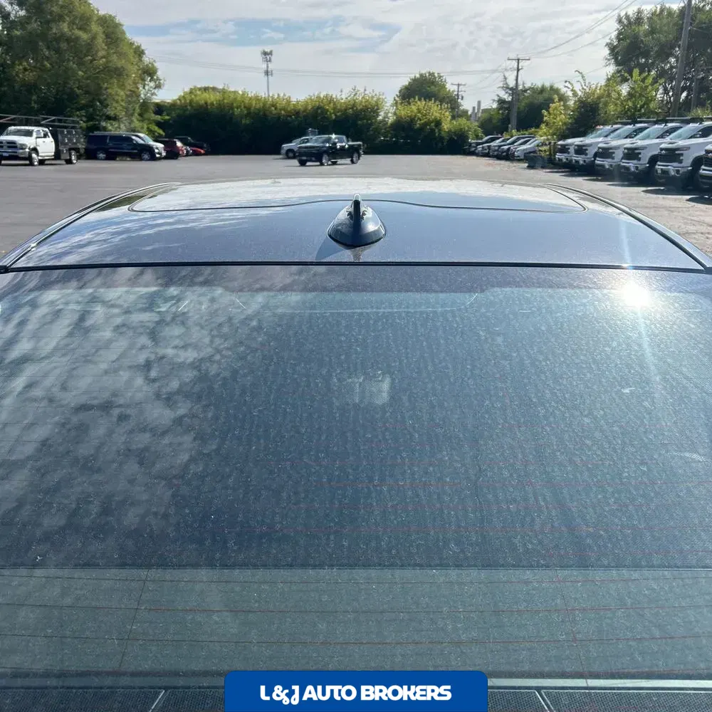 2022 BMW 7-Series 740i