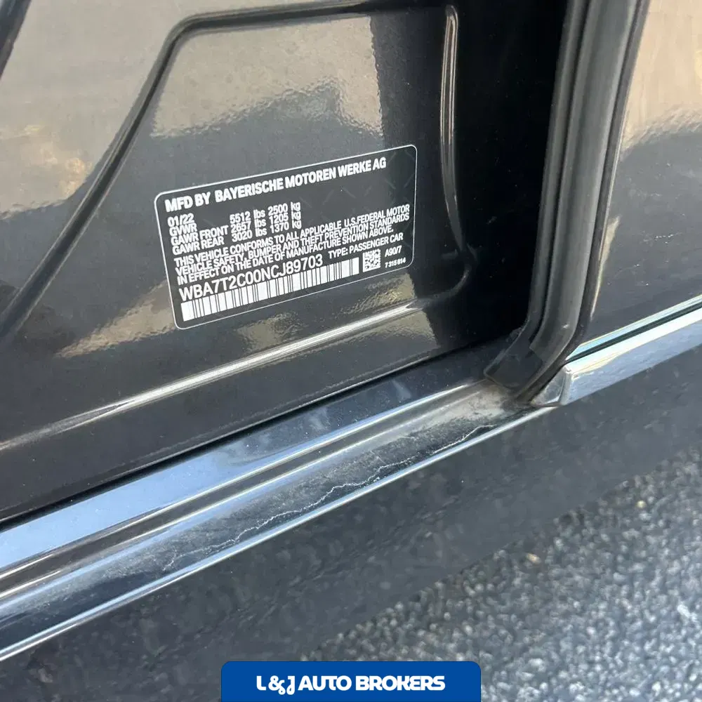 2022 BMW 7-Series 740i