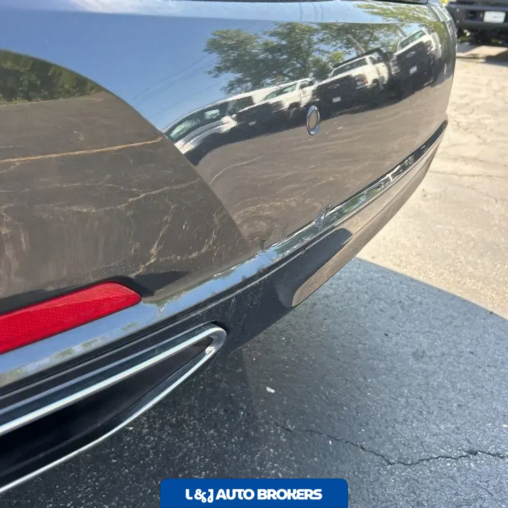2022 BMW 7-Series 740i