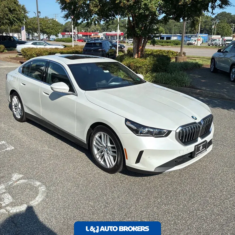 2025 BMW 5-Series 540i xDrive
