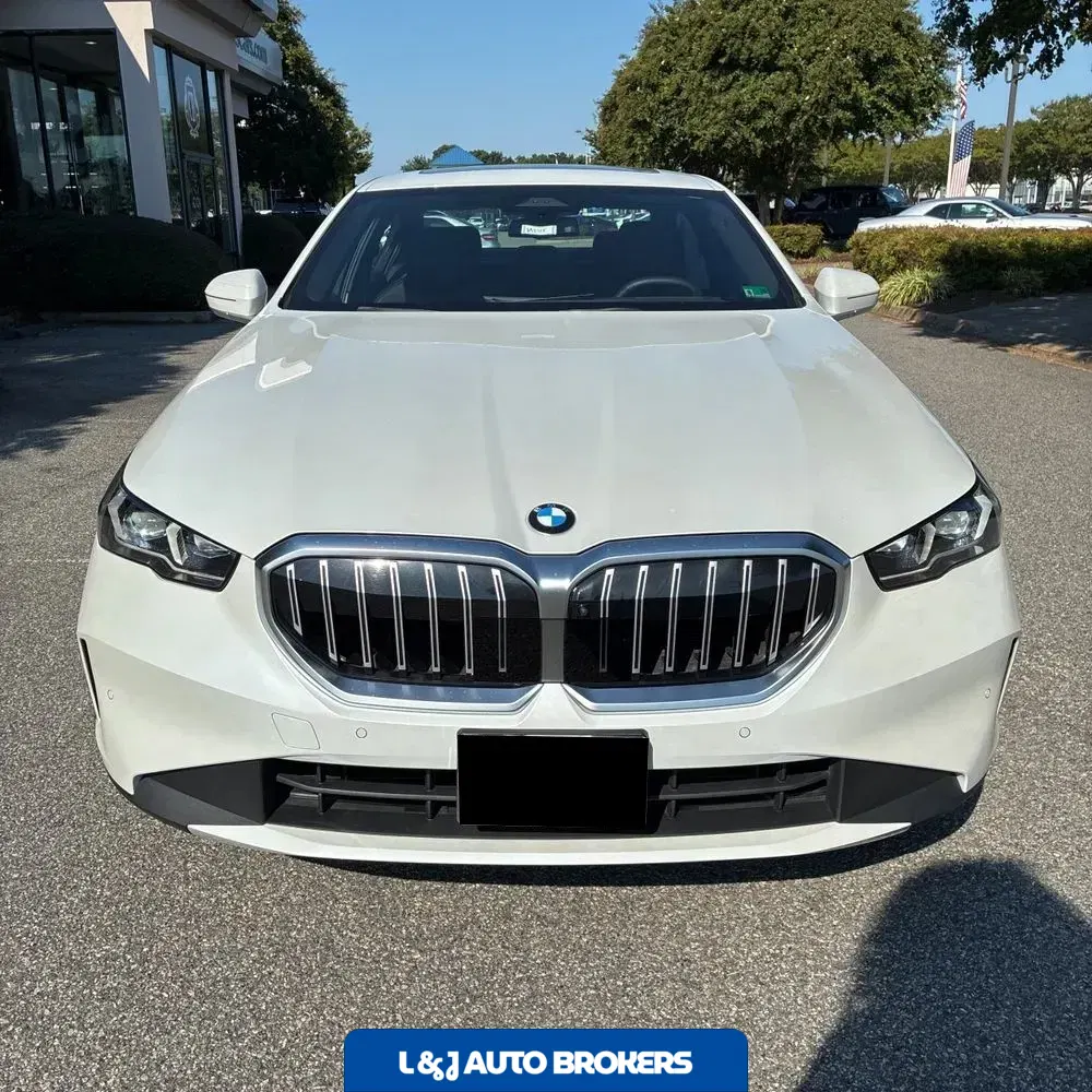 2025 BMW 5-Series 540i xDrive
