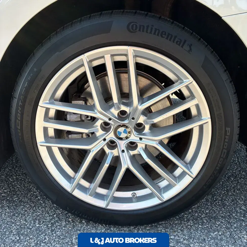 2025 BMW 5-Series 540i xDrive