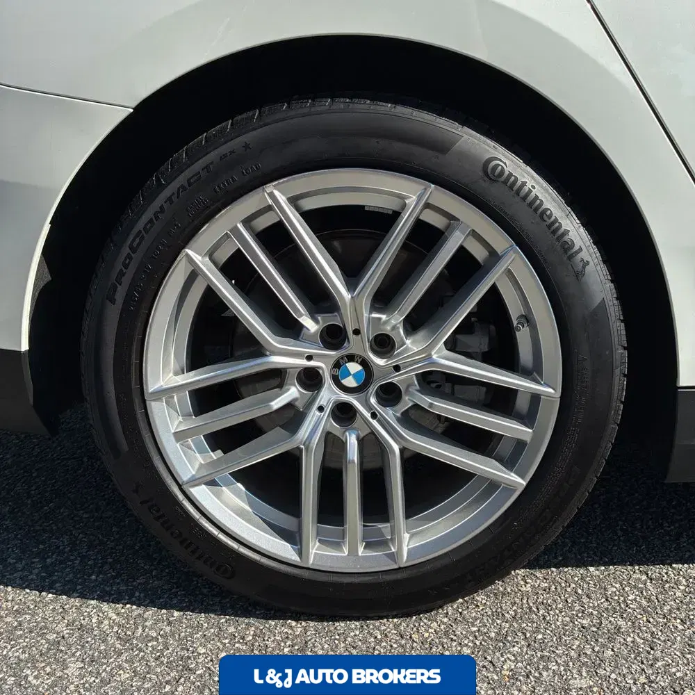 2025 BMW 5-Series 540i xDrive