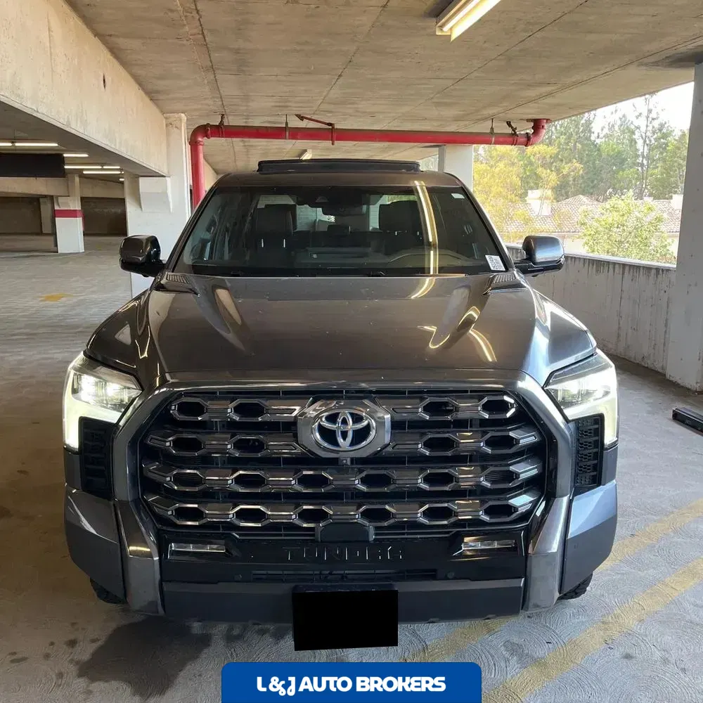 2024 Toyota Tundra Platinum HV