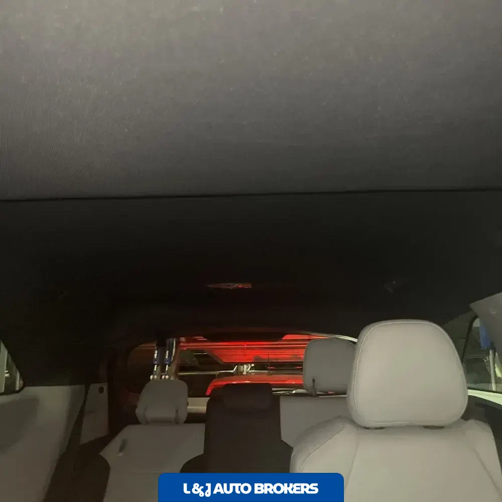 2023 Toyota Sienna XSE 7-Passenger