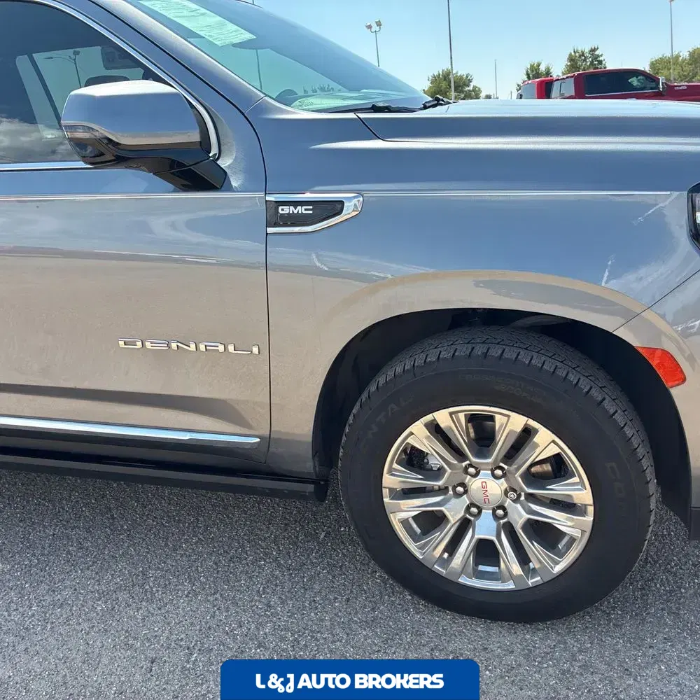 2022 GMC Yukon XL Denali