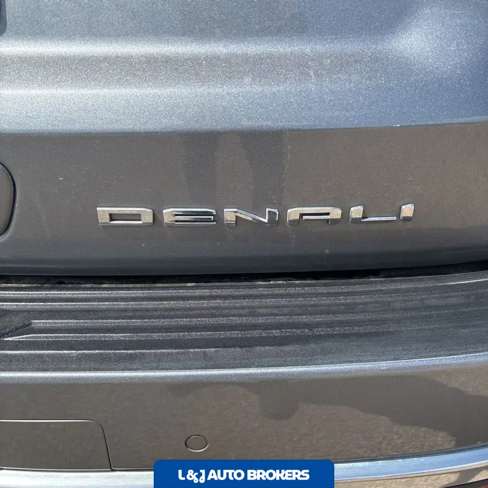 2022 GMC Yukon XL Denali
