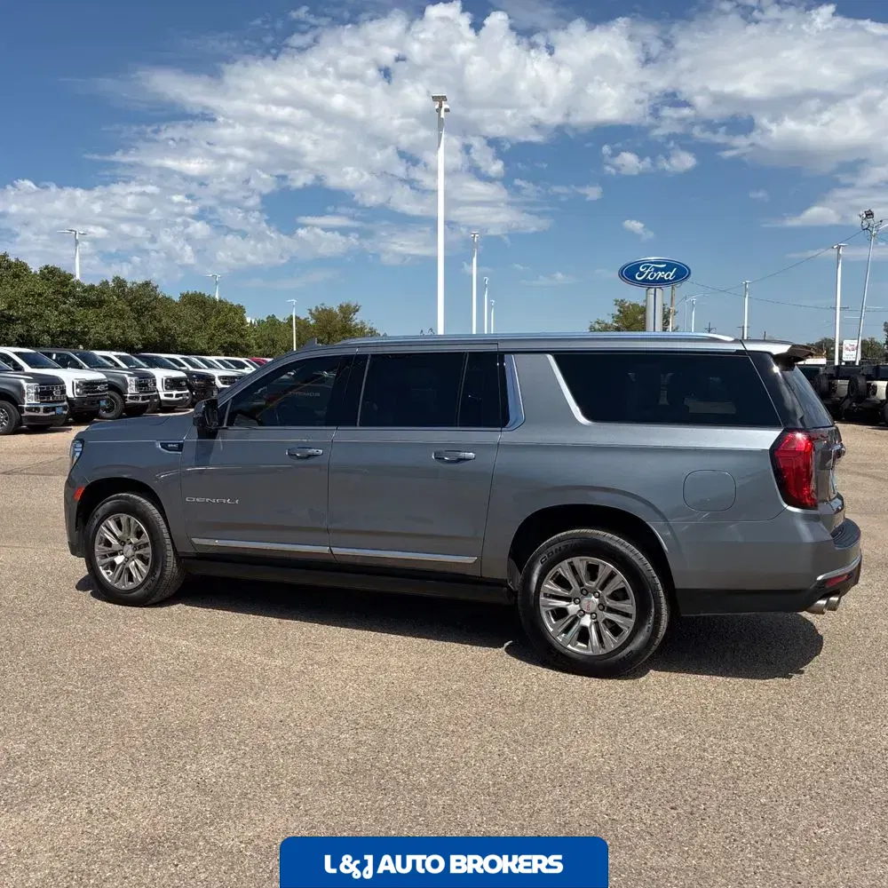 2022 GMC Yukon XL Denali