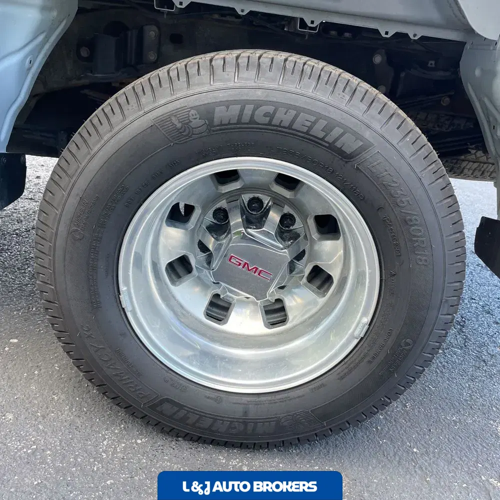 2024 GMC Sierra 3500 SLT