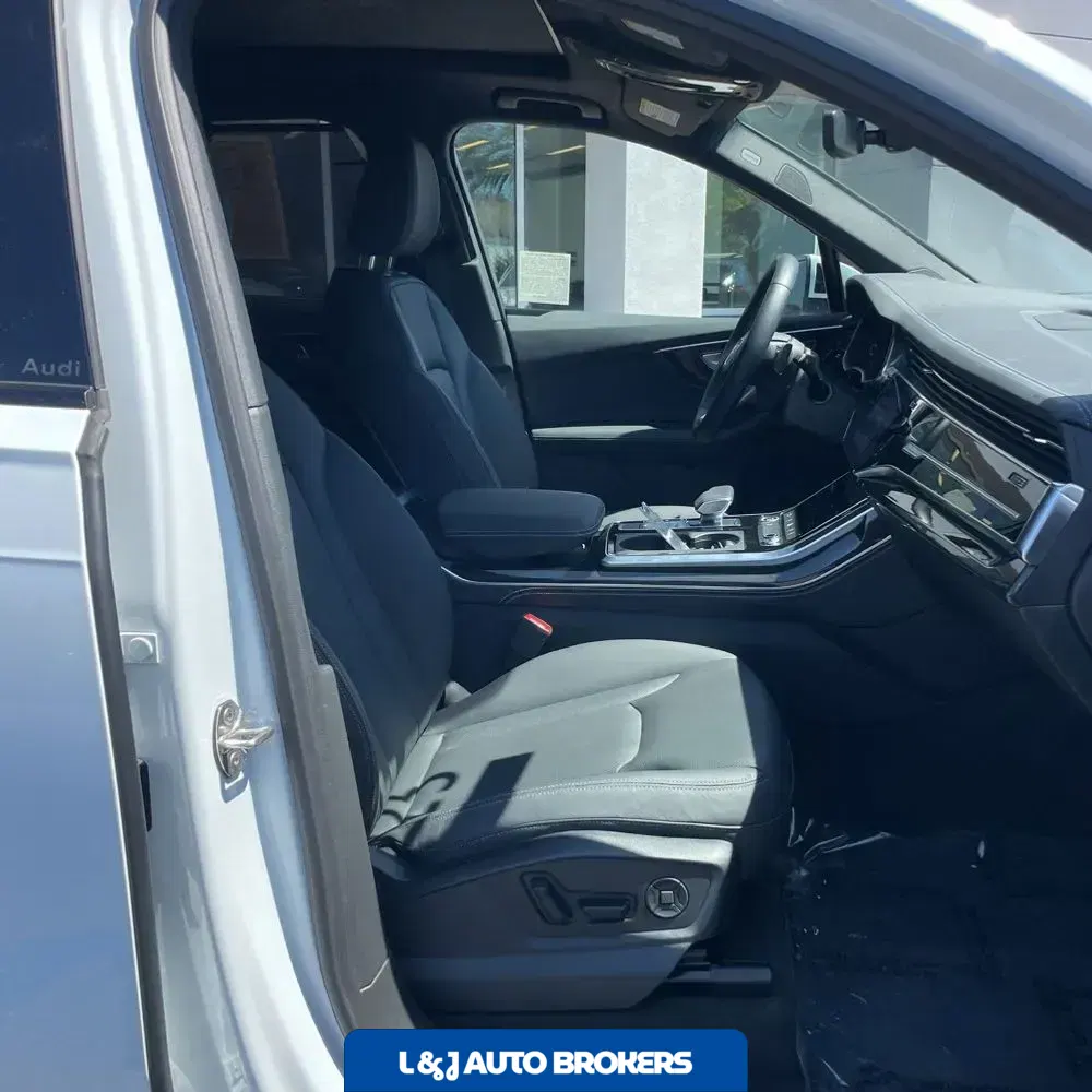 2025 Audi Q7 Premium Plus 45