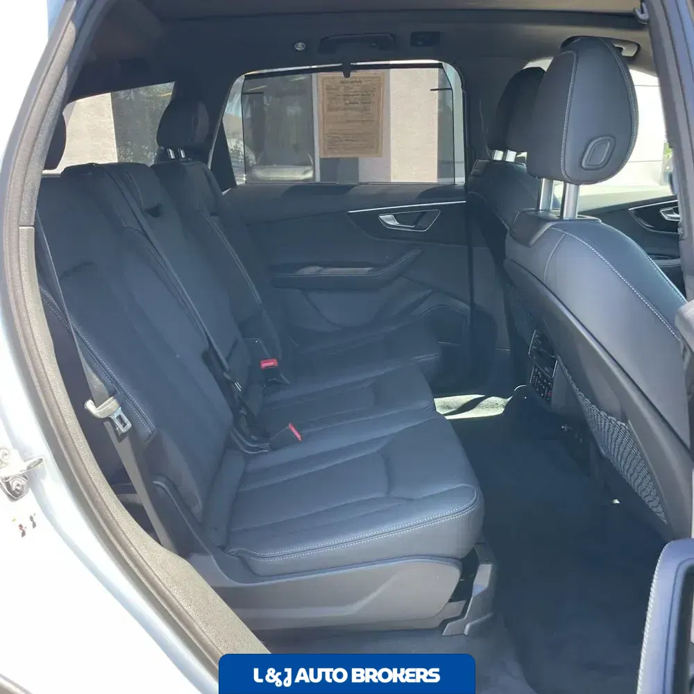 2025 Audi Q7 Premium Plus 45