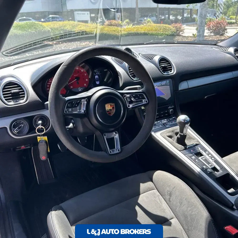 2022 Porsche 718 Boxster Spyder