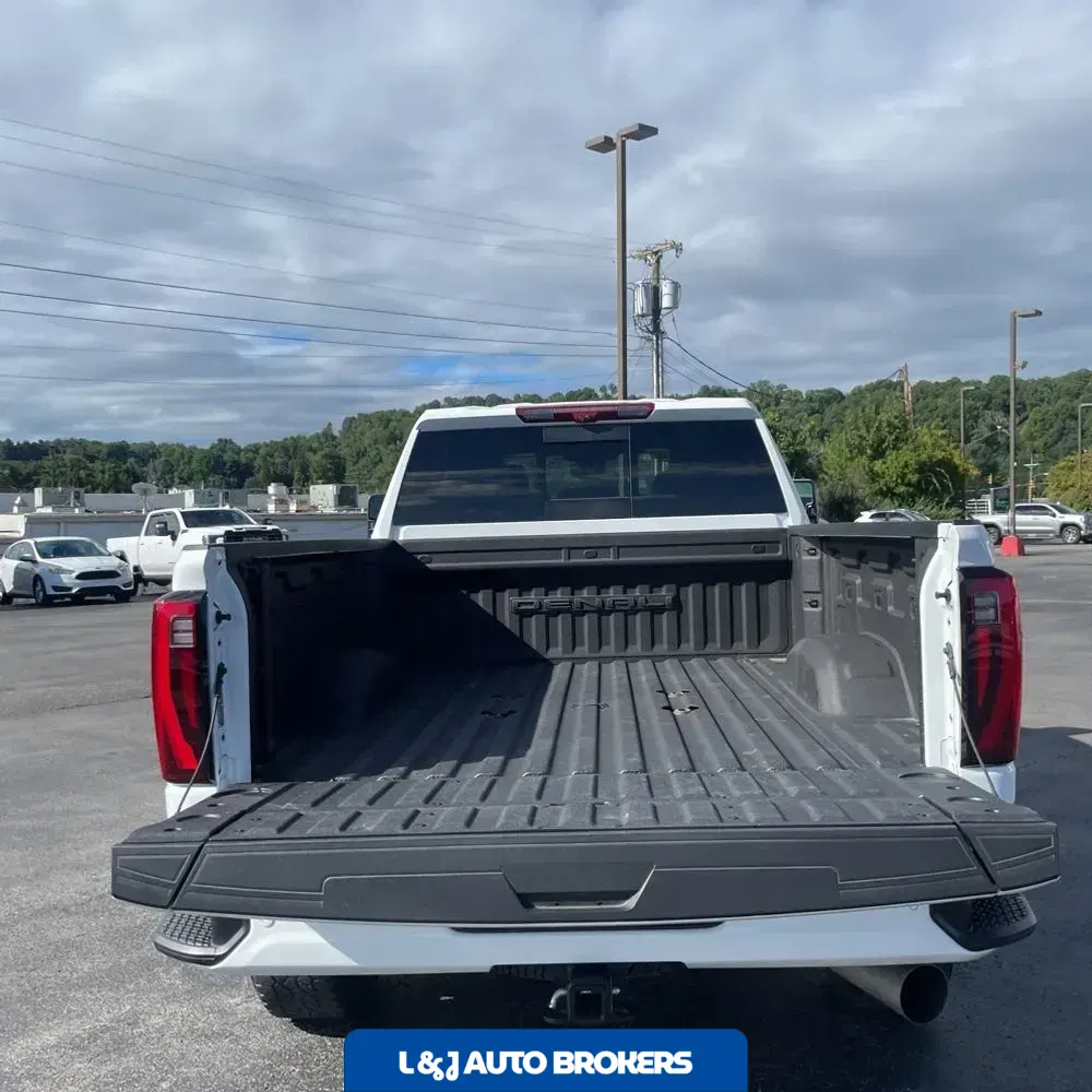 2024 GMC Sierra 2500HD Denali