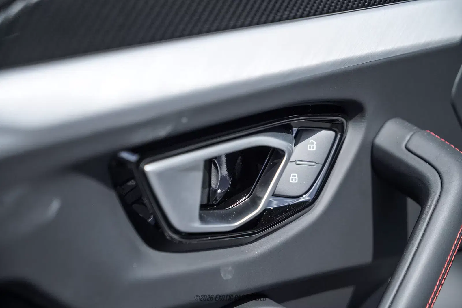 2024 Lamborghini Urus S