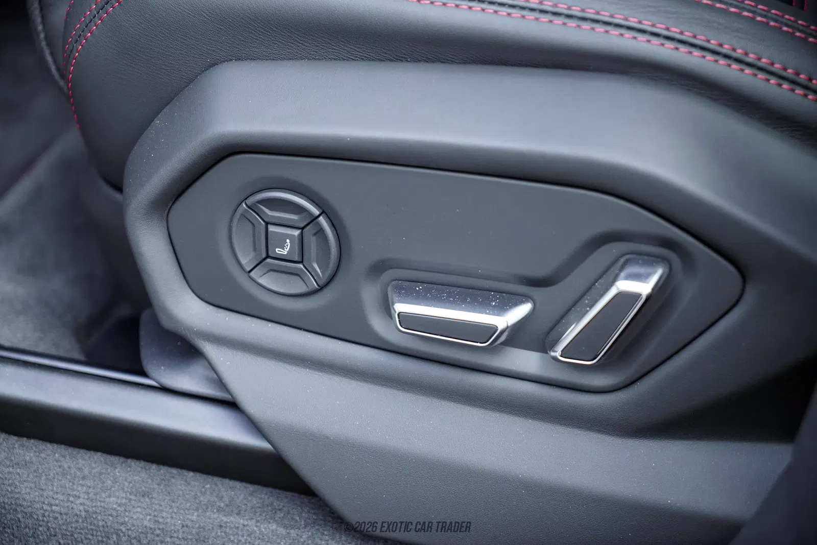 2024 Lamborghini Urus S