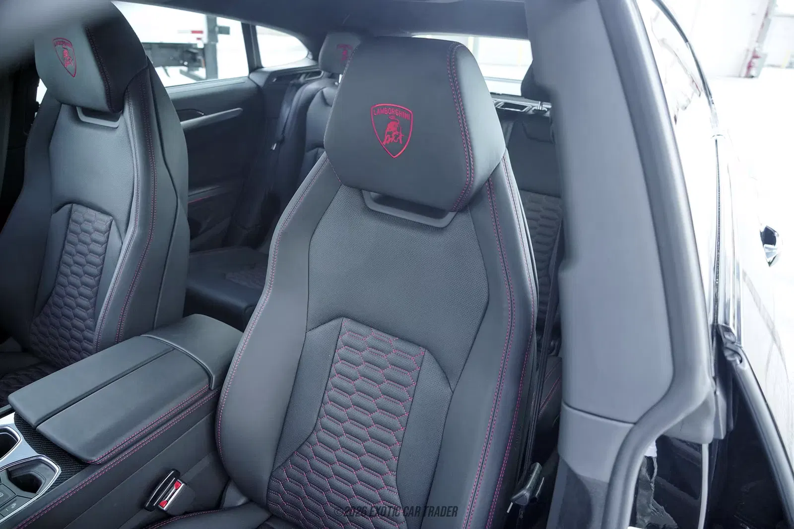 2024 Lamborghini Urus S
