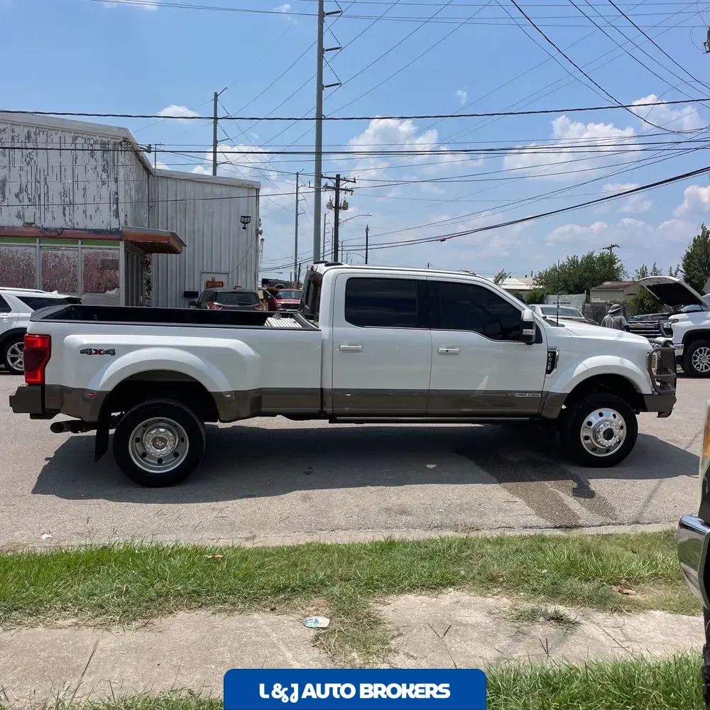 2022 Ford F-450 Super Duty King Ranch