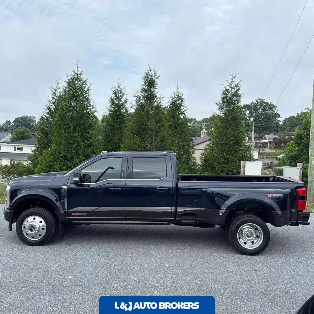 2025 Ford F-450 Super Duty King Ranch