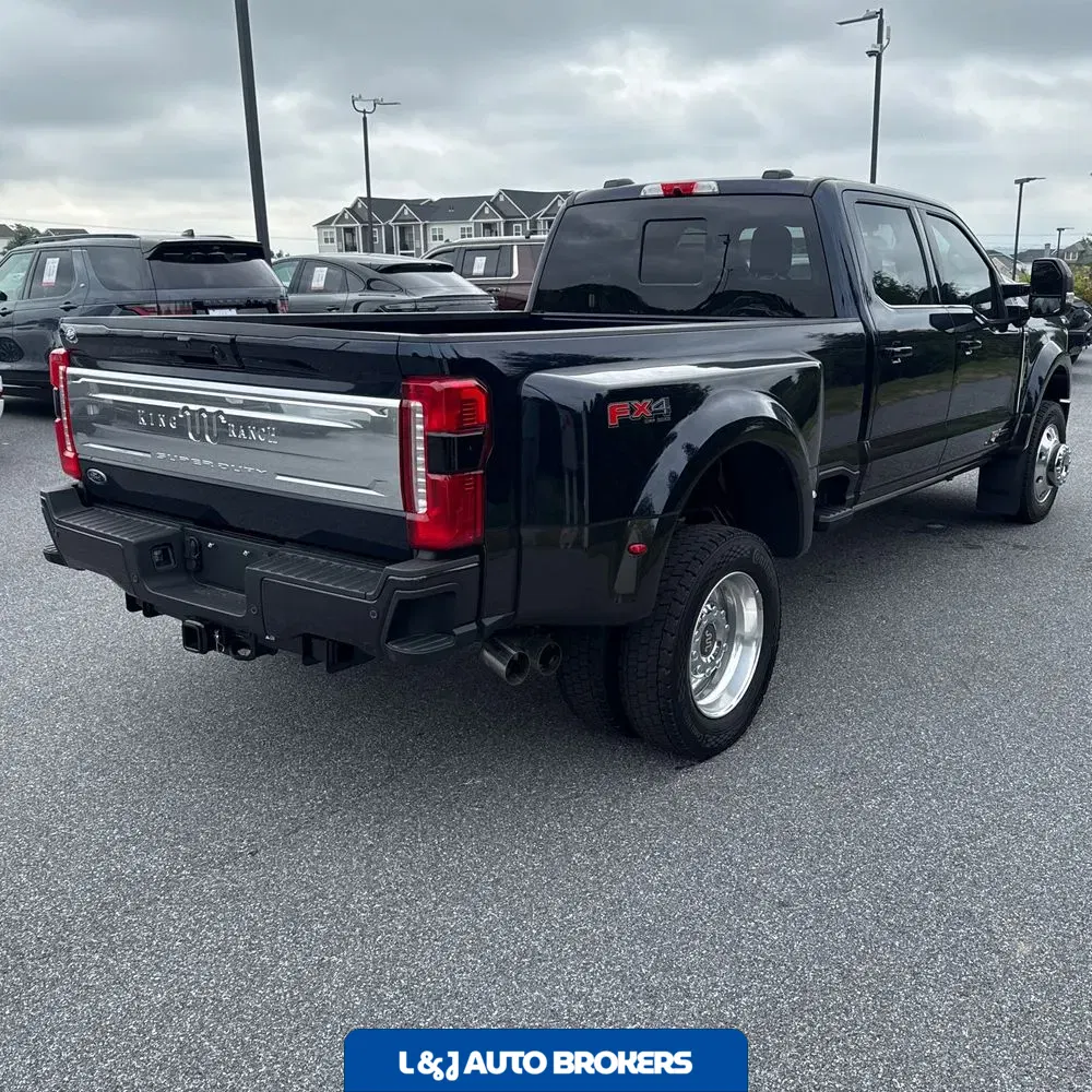 2025 Ford F-450 Super Duty King Ranch