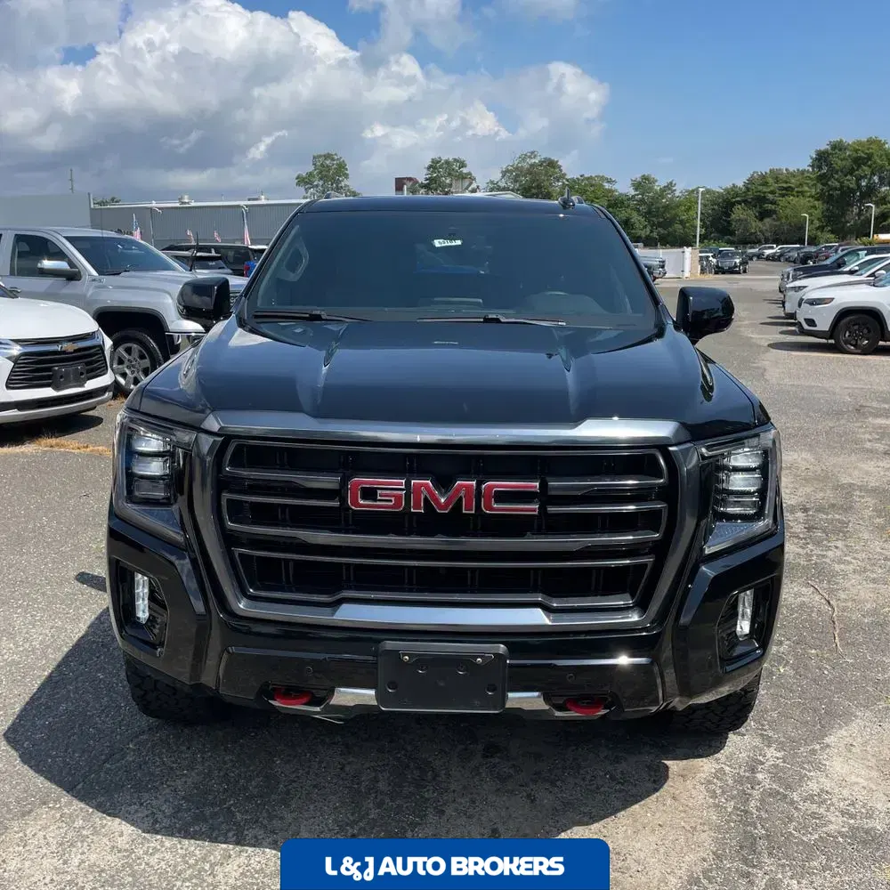 2022 GMC Yukon XL AT4