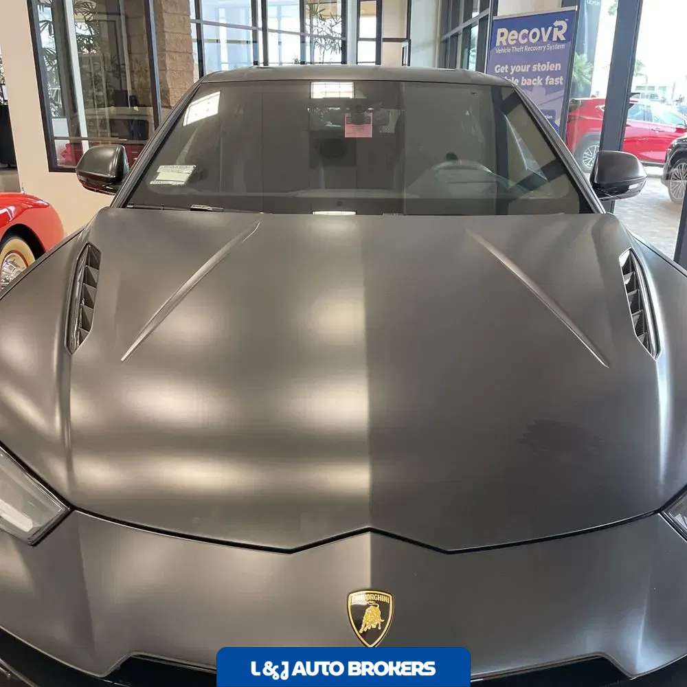 2024 Lamborghini Urus Performante