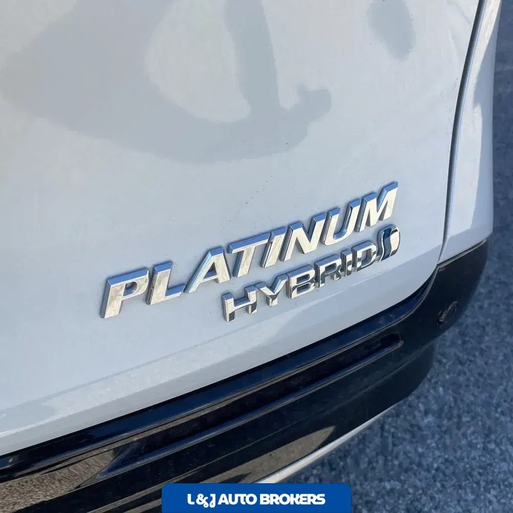 2023 Toyota Sienna Platinum 7-Passenger