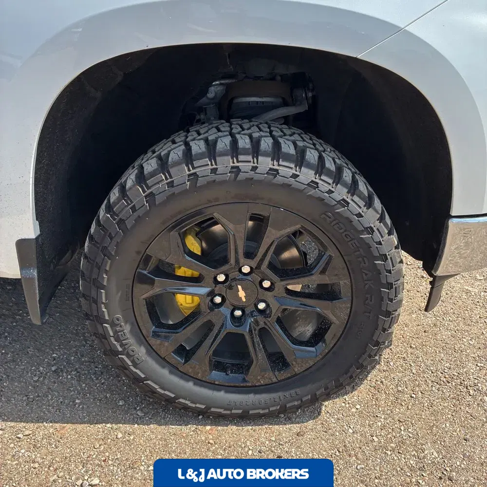 2024 Chevrolet Silverado 1500 LTZ
