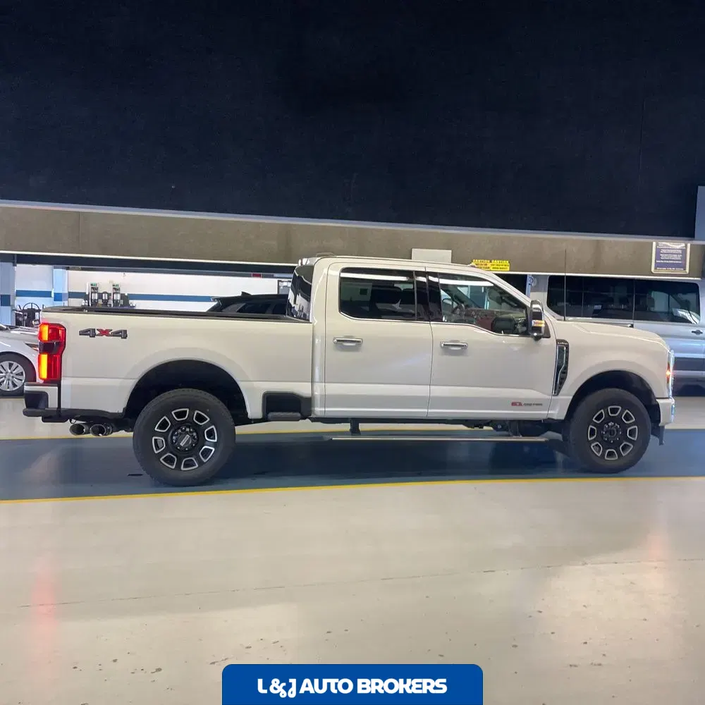 2024 Ford F-250 Super Duty Platinum