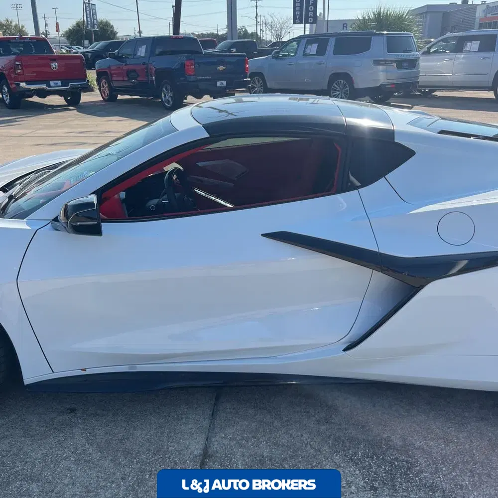 2025 Chevrolet Corvette E-Ray