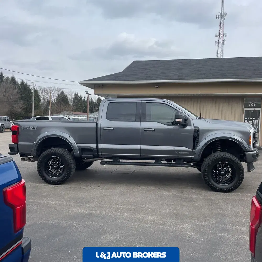 2023 Ford F-250 Super Duty Lariat