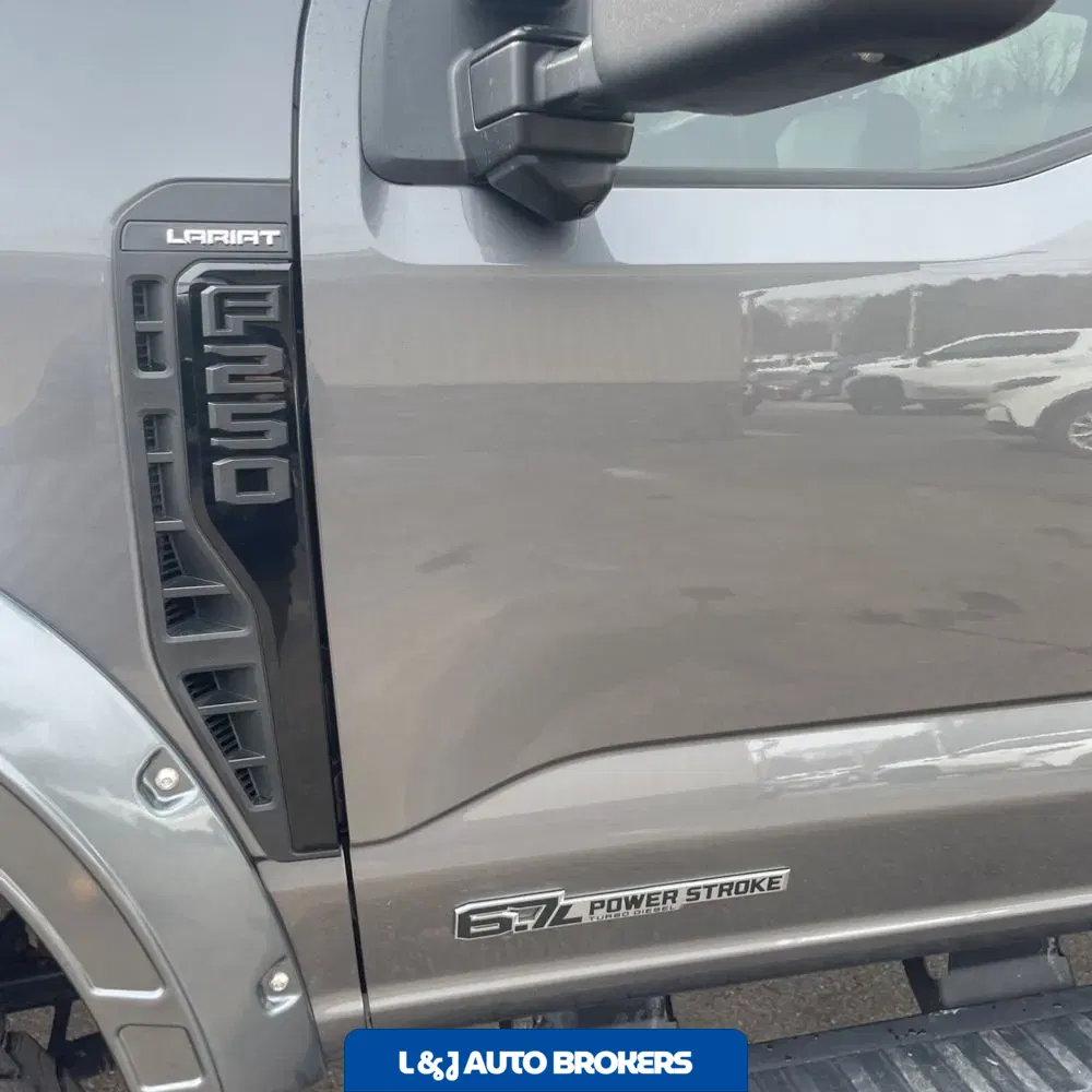 2023 Ford F-250 Super Duty Lariat