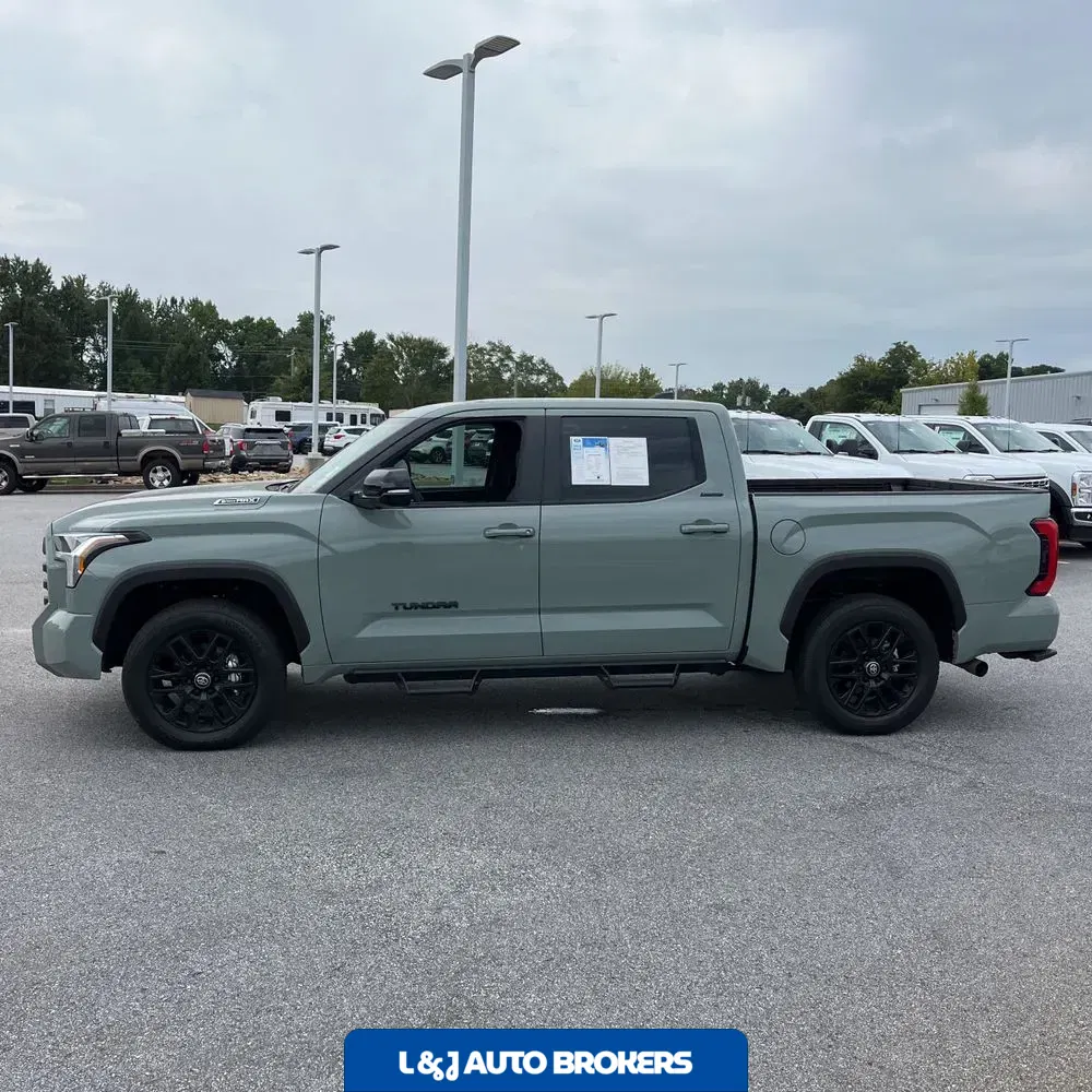 2025 Toyota Tundra Limited HV