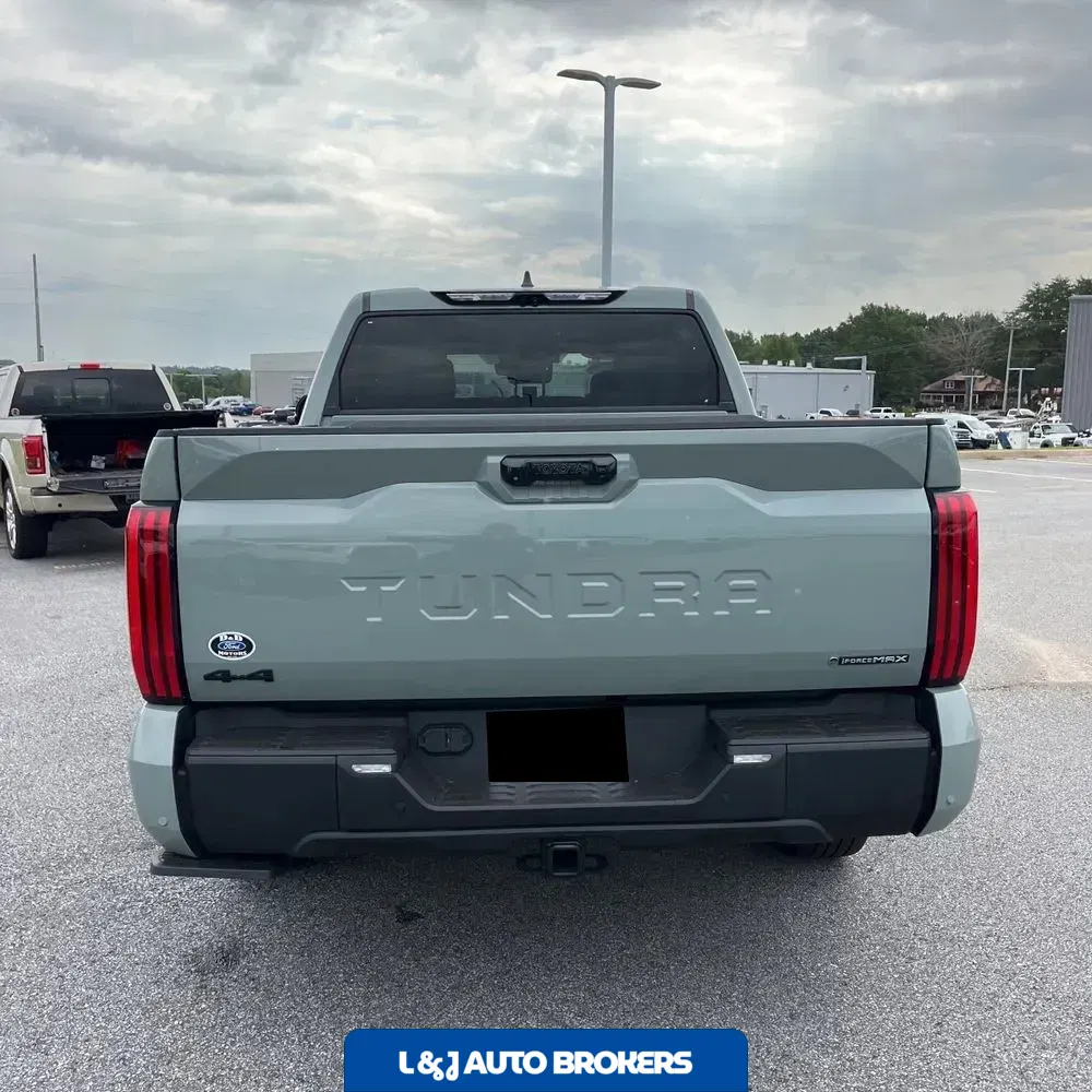 2025 Toyota Tundra Limited HV