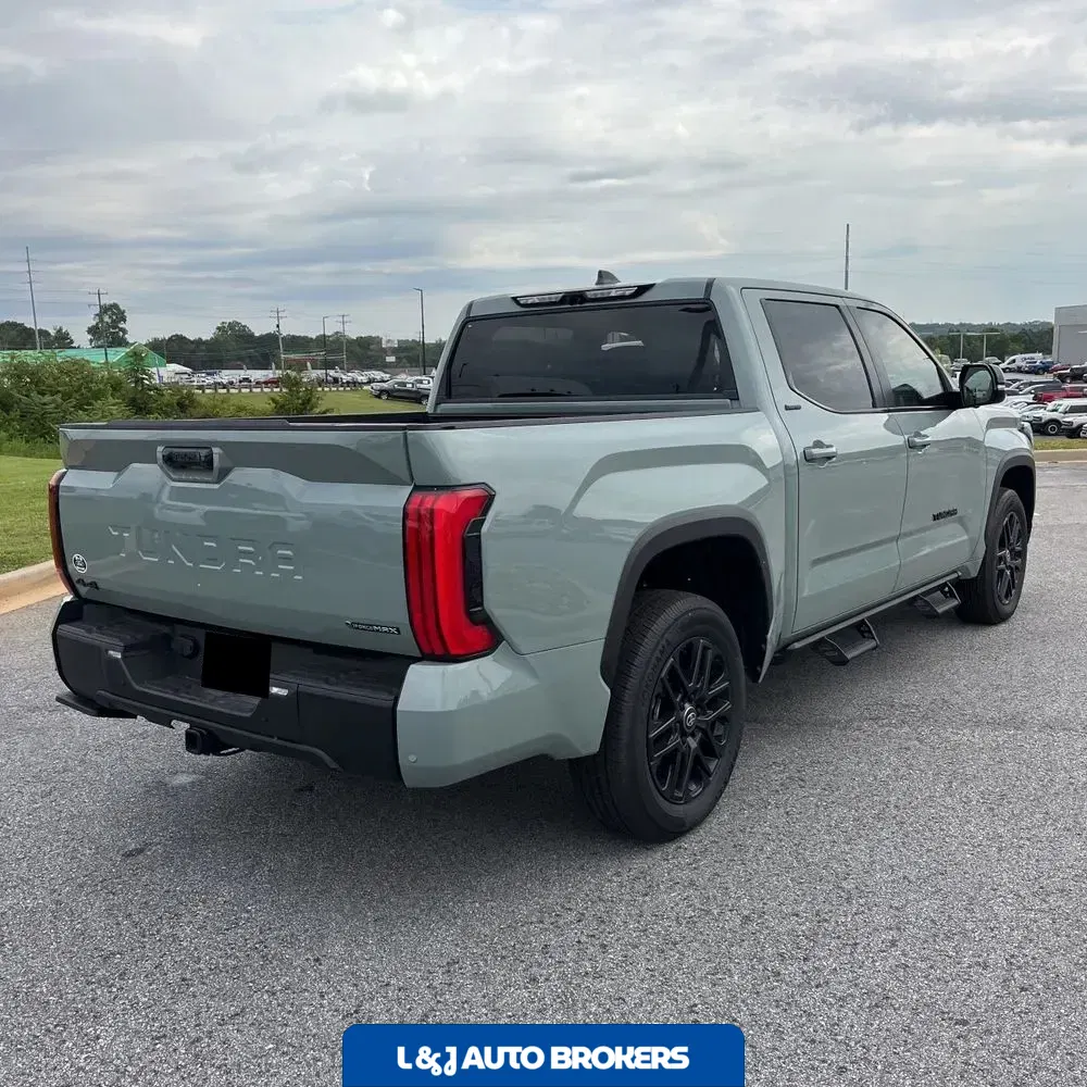 2025 Toyota Tundra Limited HV