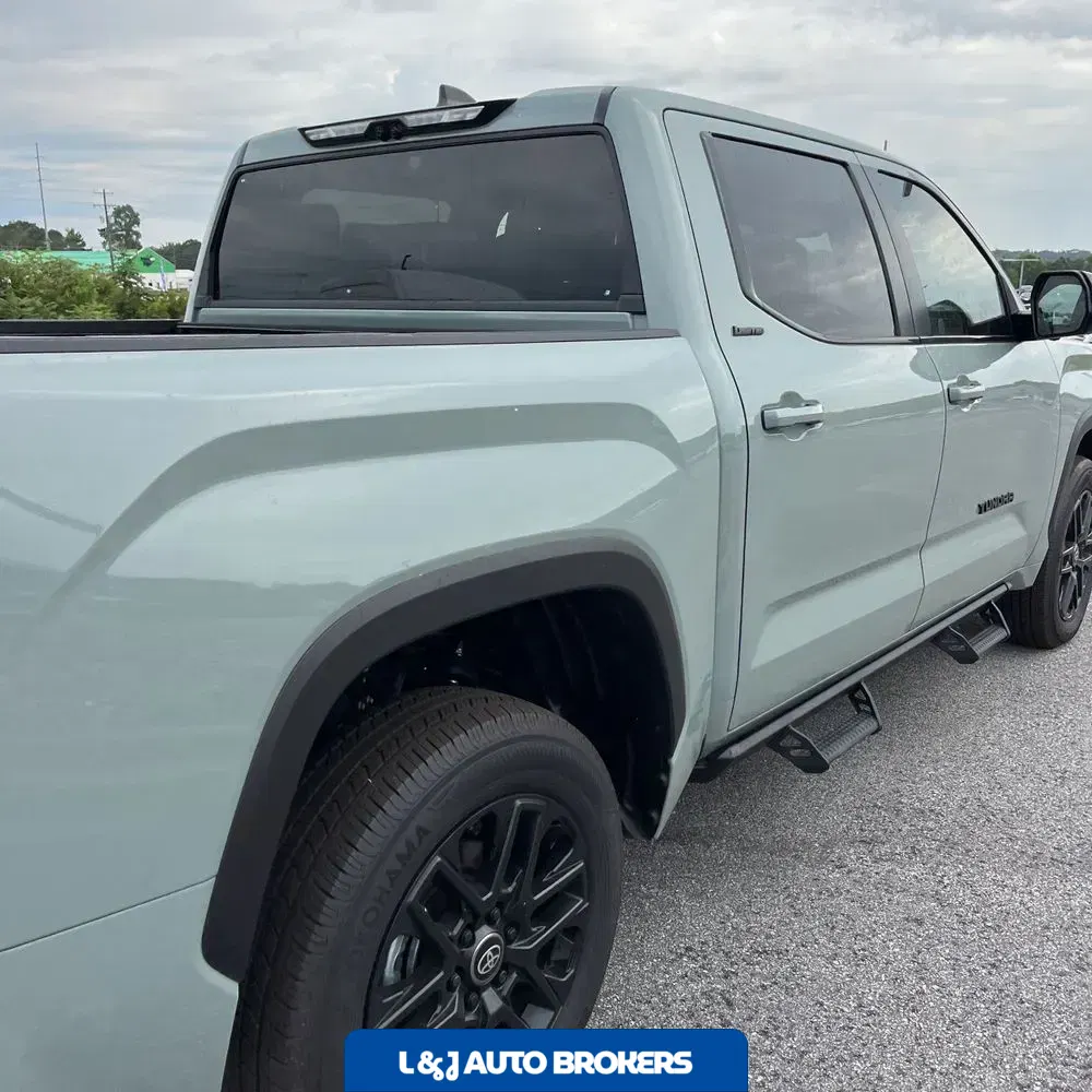 2025 Toyota Tundra Limited HV