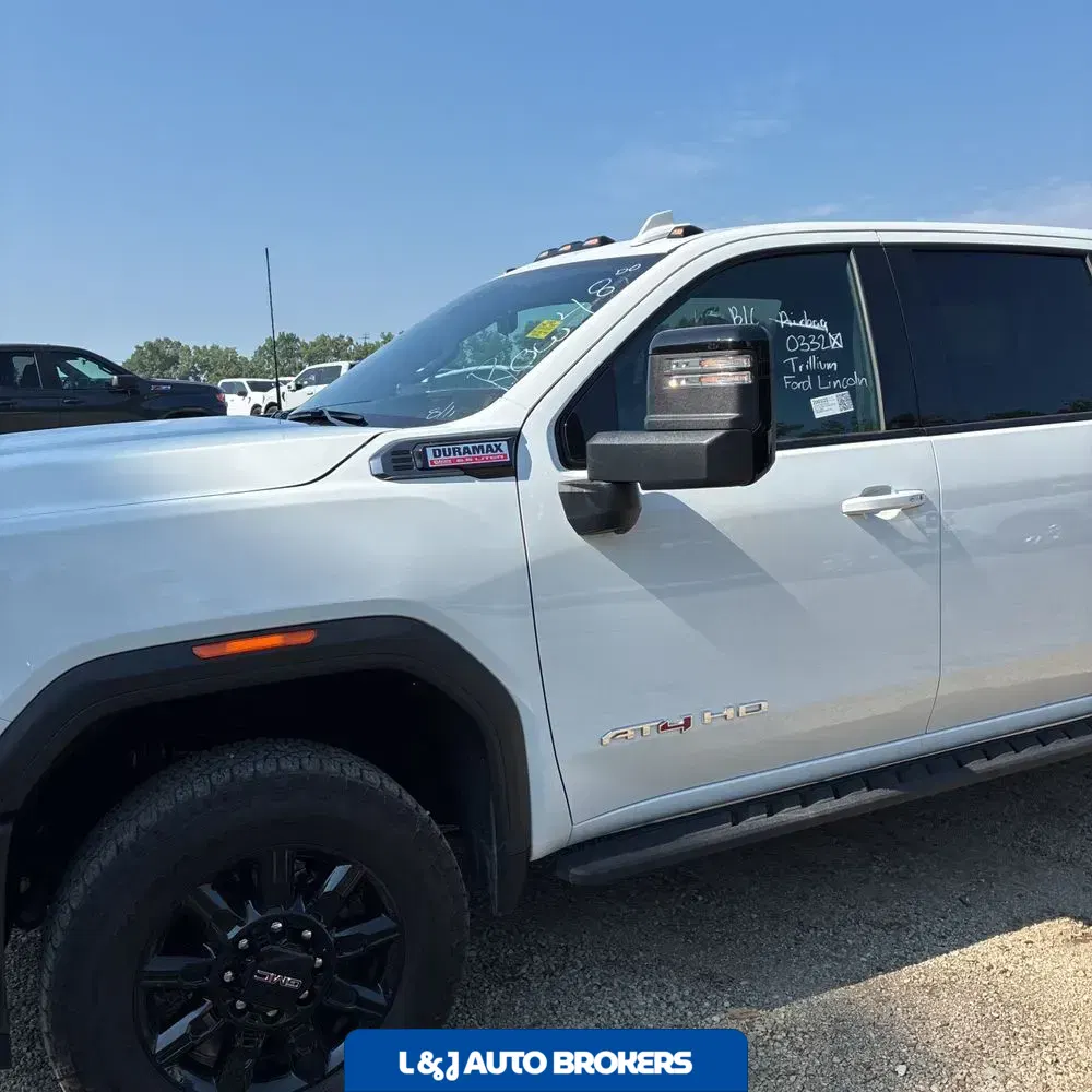 2025 GMC Sierra 2500 AT4