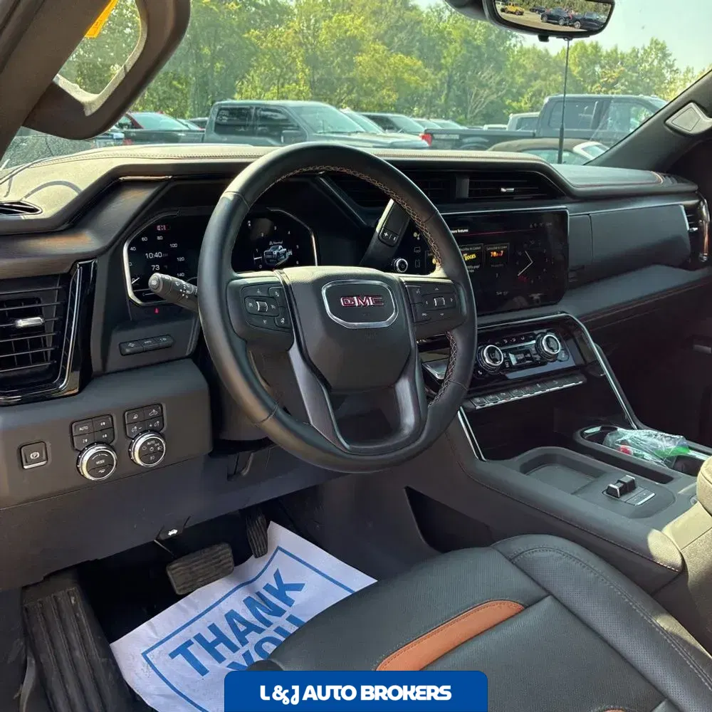 2025 GMC Sierra 2500 AT4